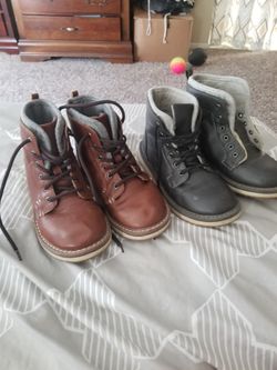 boys size 1y winter boots