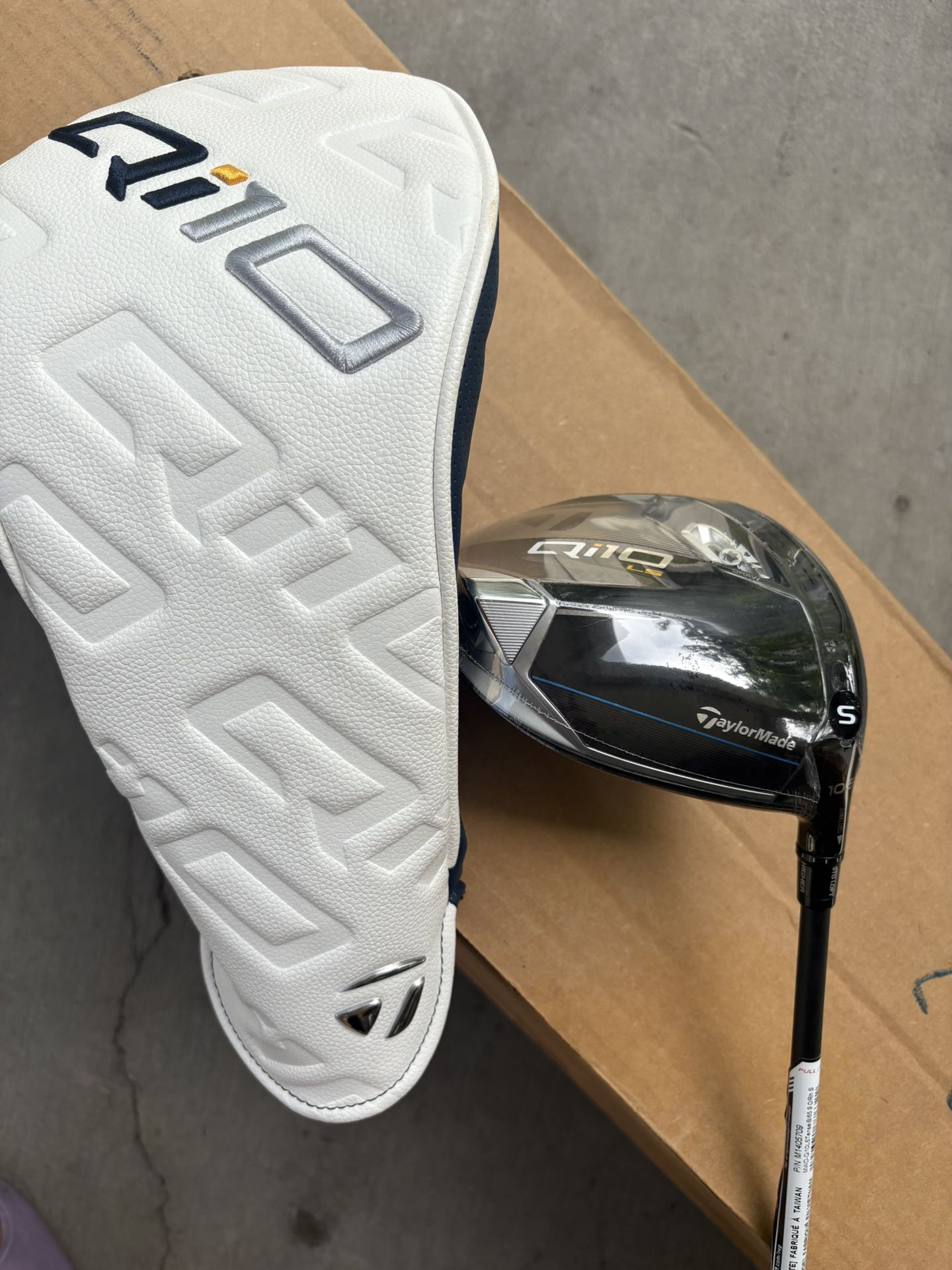 Brand new TaylorMade Qi10 LS Driver
