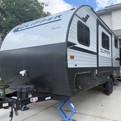 2022 COACHMEN CLIPPER 17BHS