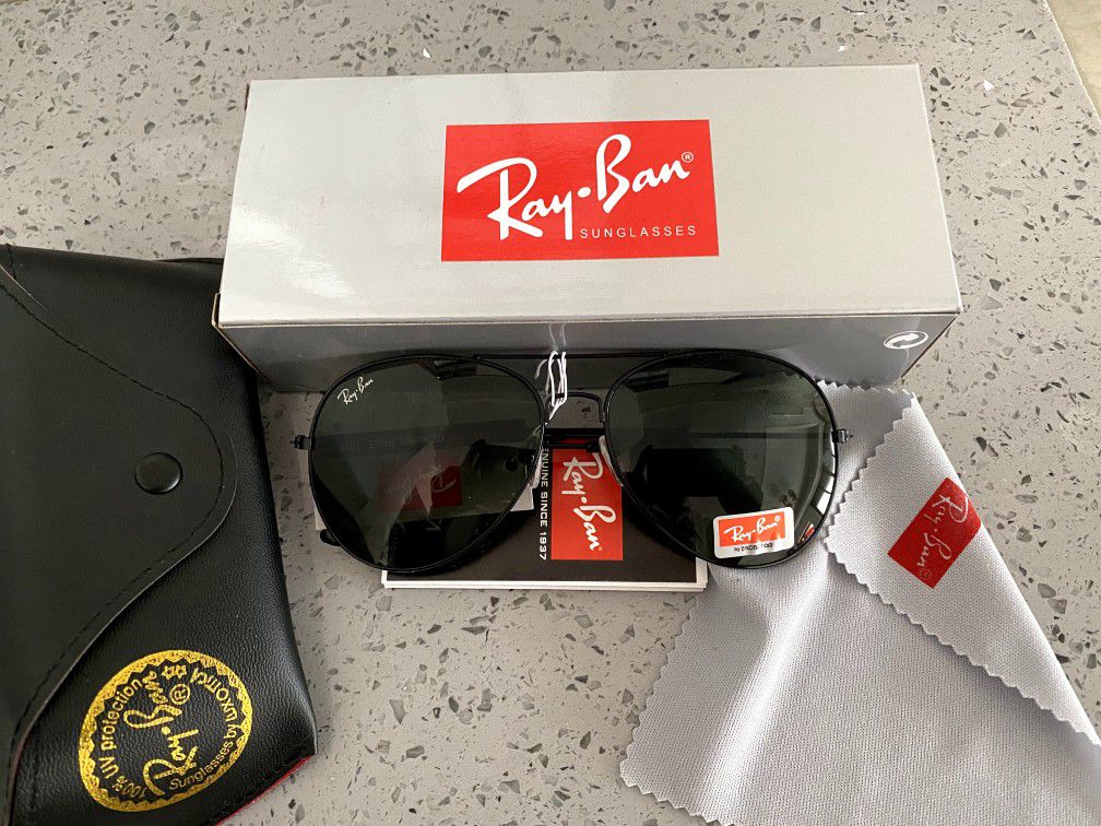 Ray-Ban Pilot Sunglasses