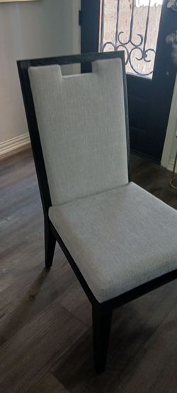 8 Berhardt dinning chairs