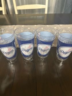 Dodgers cups