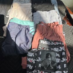 Shorts Women’s Size 7 And Medium 