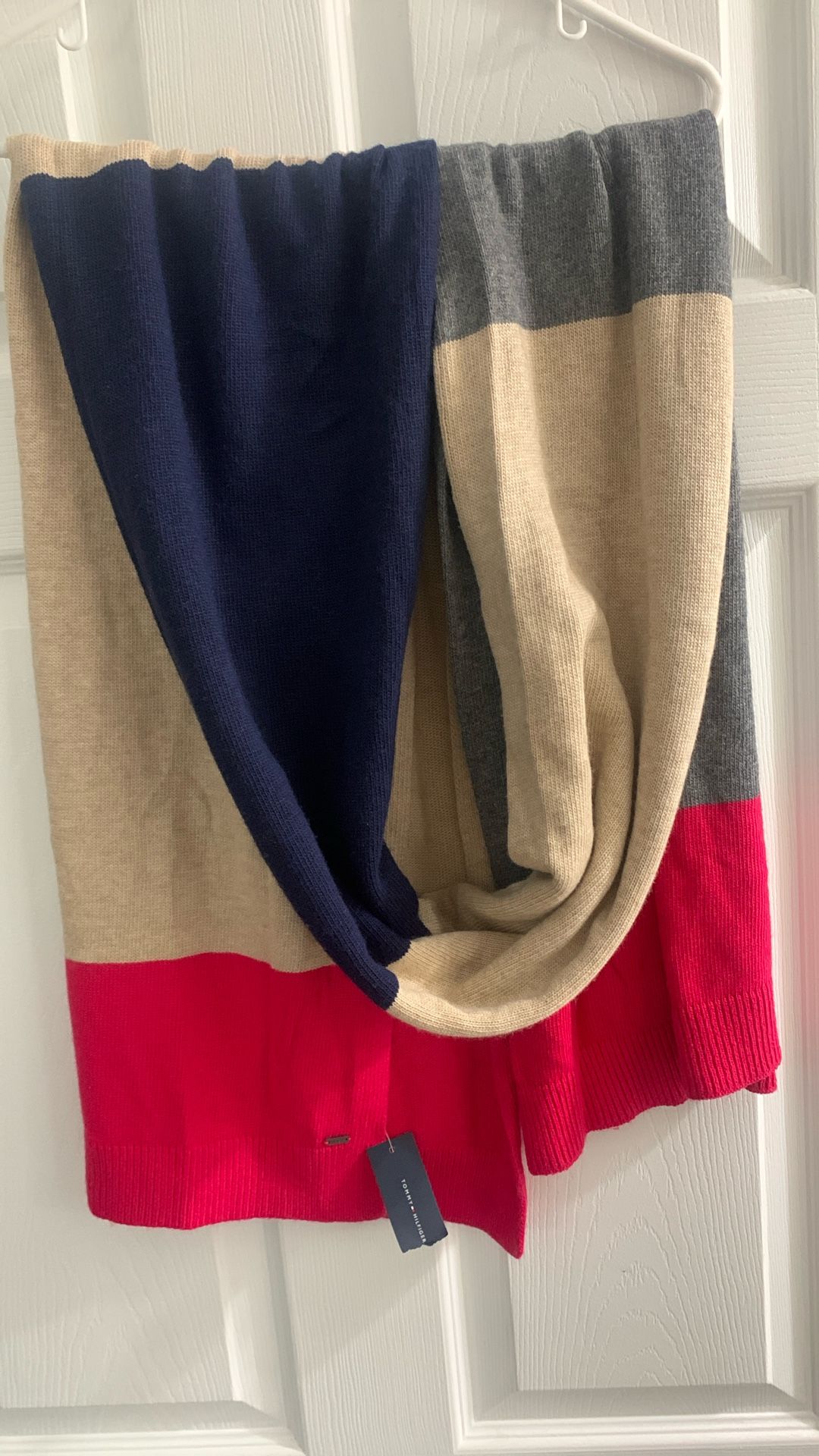 Tommy Hilfiger Shawl Wrap Scarf