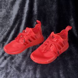Adidas NMD R1 Triple Scarlet Women’s Size 7 Sneakers Running Shoes Like New