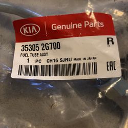 OEM/Kia Parts Fuel Tube Assy. 353052G700