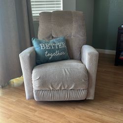 Rocking La-z-boy Recliner