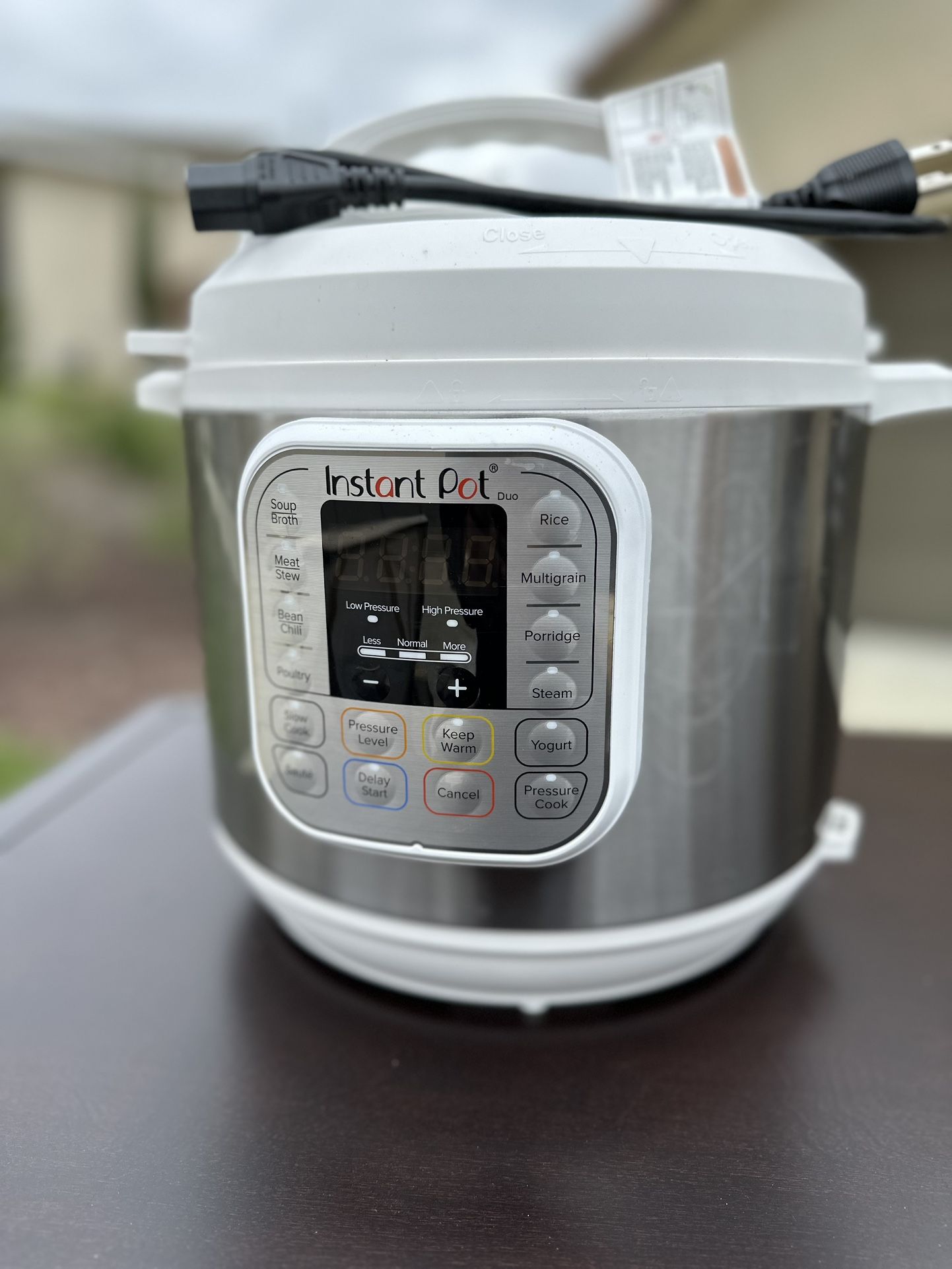 Instant Pot Duo 7-in-1 Electric Pressure Cooker, Slow Cooker, Rice Cooker, Steamer, Saute, Yogurt Maker, and Warmer|6 Quart|White|11 One-Touch Program