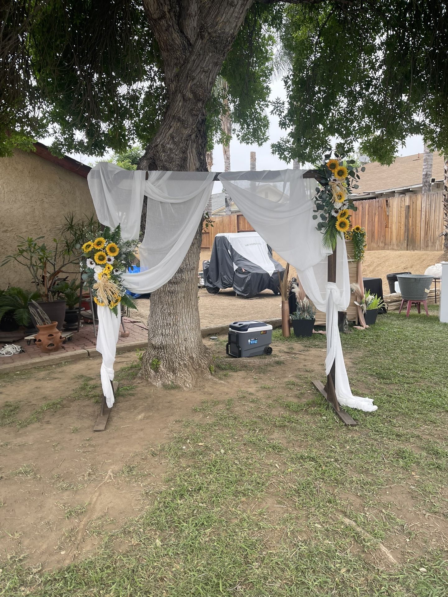 Wedding Arch/ Sunflower Backdrop