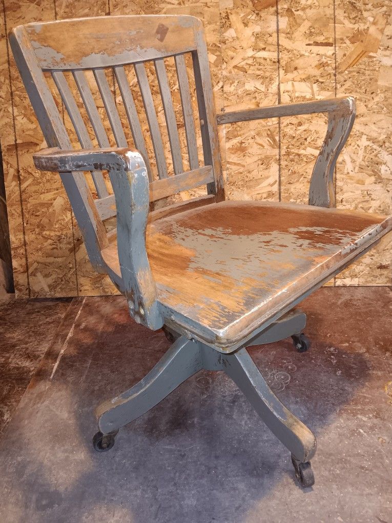 Antique High Point Bending Bankers Chair!