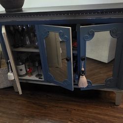 Dinning Cabinet 