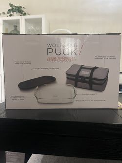 Wolfgang Puck 3.6 Quart Rectangular Covered Glass Baker with Insulated Carry Bag
