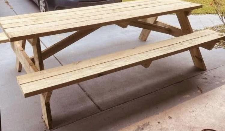 Outdoor Picnic Tables