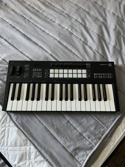 Novation Midi Keyboard