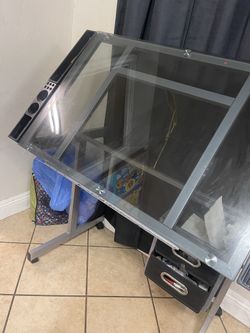 Art Desk