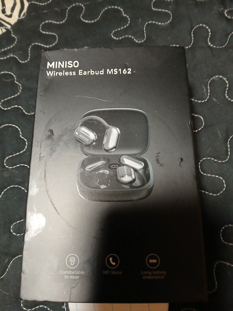 MINISO WIRELESS EARBUDS