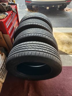 225/60/17 Cooper CS5 Grand Touring all season set of 4 tires $300 / OR BEST OFFER