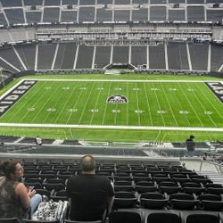 RAIDERS TICKETS
