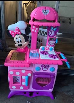 Minnie Mouse kitchen
