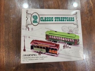 Ho Scale 2 Classic Streetcars 