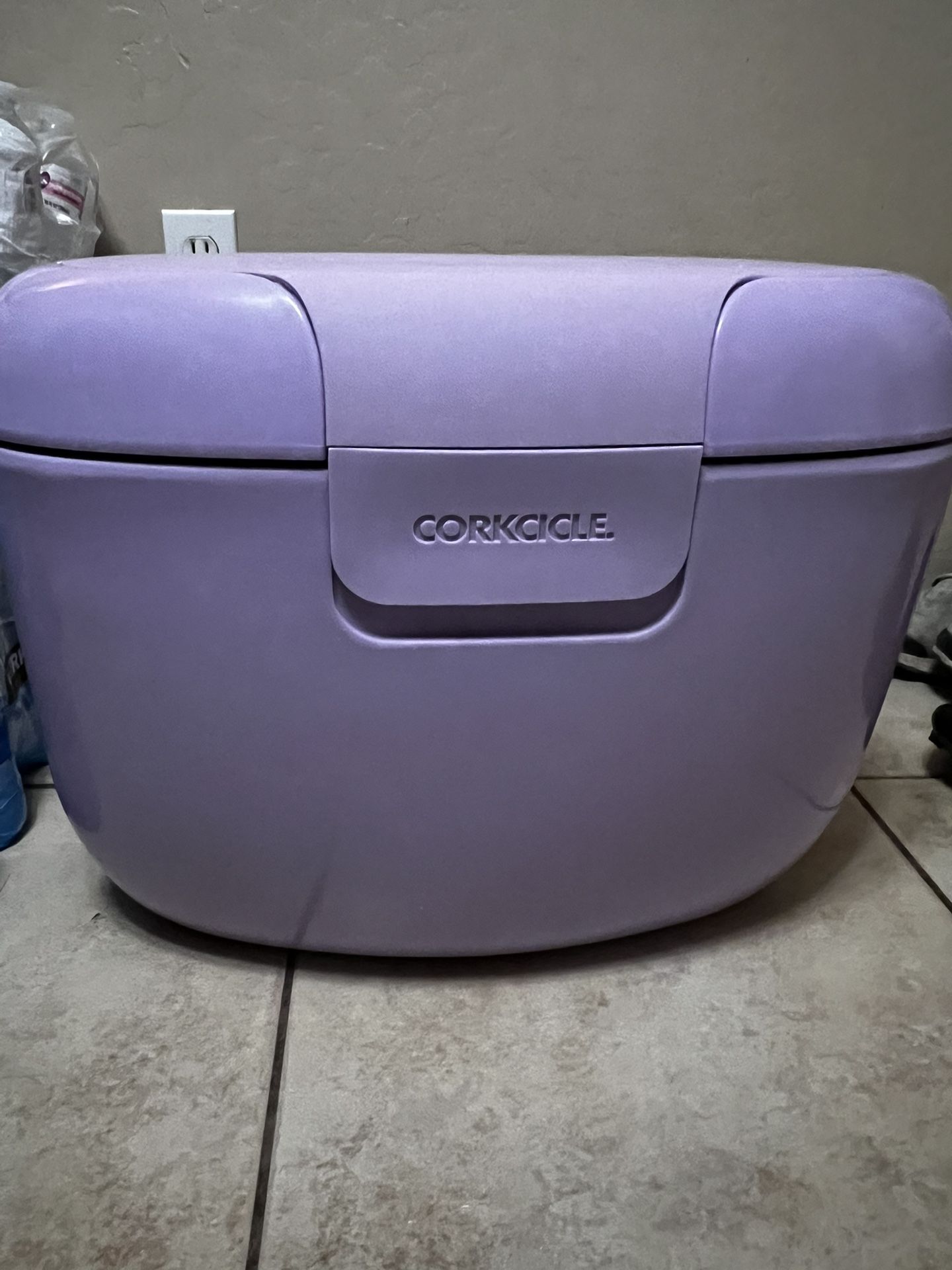 Corkcicle Chillpod Cooler