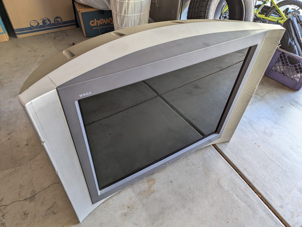 Sony WEGA Trinitron CRT