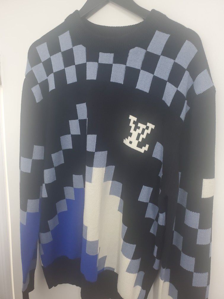 Louis Vuitton Lvse Monogram Full Sweat Suit for Sale in New York, NY -  OfferUp