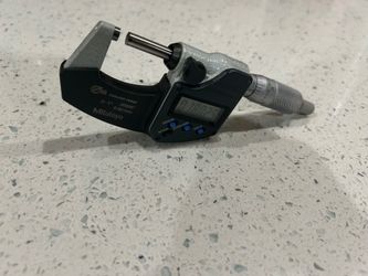 Mitutoyo Digital Micrometer 0-1" Range, 0.00005" Resolution