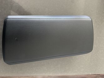 BMW G20 M340 - 3 Series Arm Rest