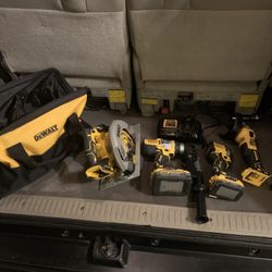 Dewalt Tool  Set