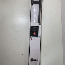 Delta Averland 24” Towel Bar 