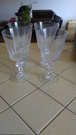 Crystal glass set of 12