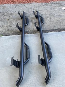 SET DE ESTRIBOS NUEVECITOS PARA UNA FORD NO TORNILLOS