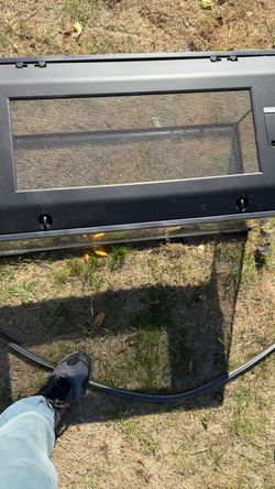 60 gallon tank with built in lid