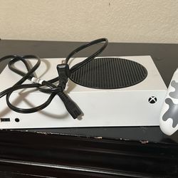Xbox Series S Still In Great Condition Had It For 3 Moths Everything Works Perfect On It 