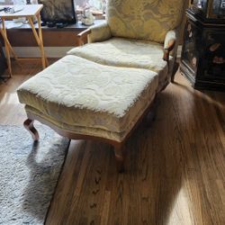 CHAIR AND OTTOMAN 