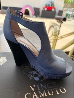 Vince Camuto