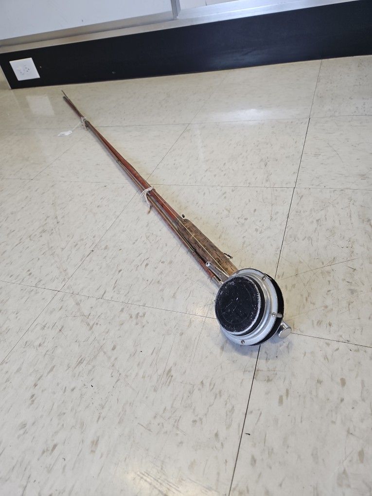 Eagle Claw 8-1/2' Wright & McGill Pole with Martin Automatic Reel I-8081