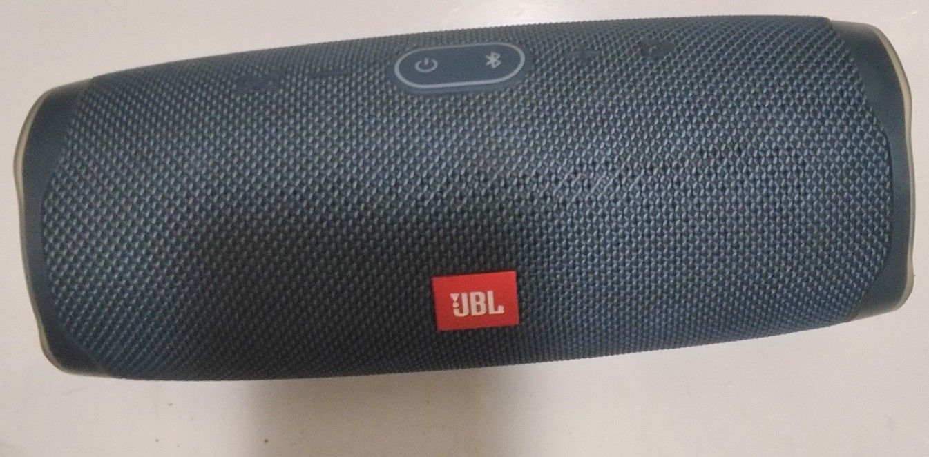 JBL CHARGE 4 PORTABLE SPEAKER