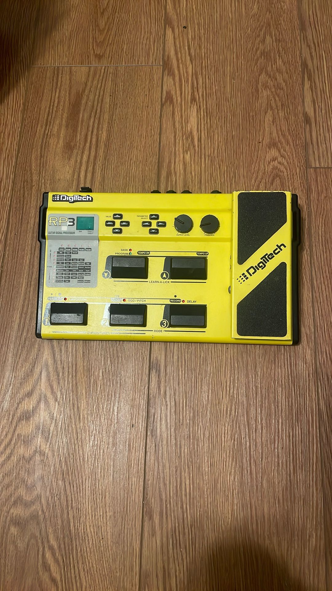 Old Guitar Pedal Digitech Rp3