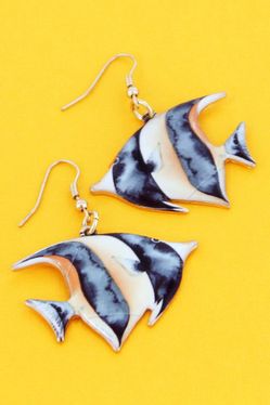 *SALE PRICE* ANGELFISH TROPICAL DANGLE HOOK EARRINGS *See My Other 90 Items*