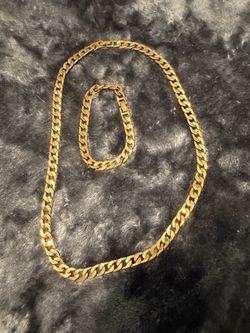 Men’s necklace and bracelet