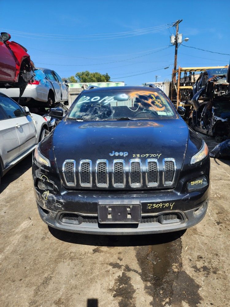 Jeep Cherokee Latitude 2014 (contact info removed) PARTS