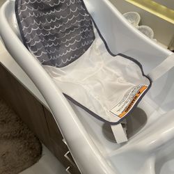 THE BEST DEAL ! TUB FOR BABY 