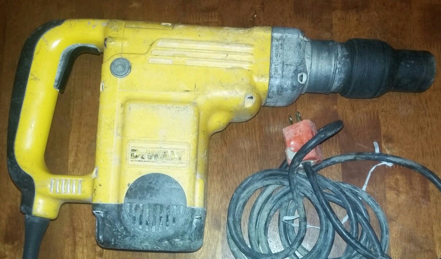 DeWalt Rotary Hammer D25500 for Sale in Houston, TX OfferUp