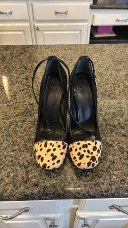 Tory Burch Black/Cheetah Heels 