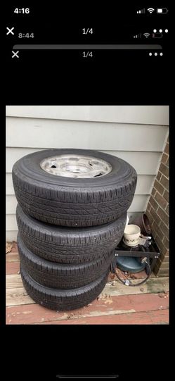 2005 chevrolet silverado tires with caps. 6 Lugs