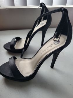 Bkack heels