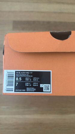 Nike Women's Blazer Mid '77 Size 8.5