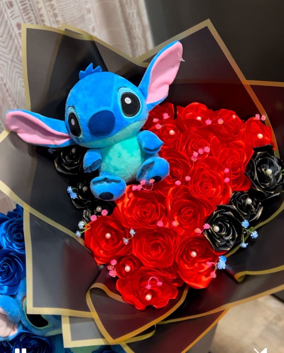 Beautiful bouquets of eternal roses